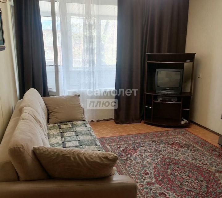 Сдаётся 2-комнатная квартира, 49.8 м²