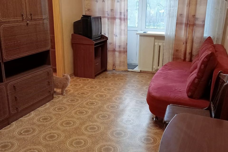 Сдаётся 2-комнатная квартира, 56 м²