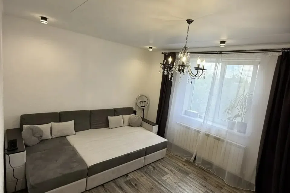 Продаётся 3-этажный дом, 164 м²