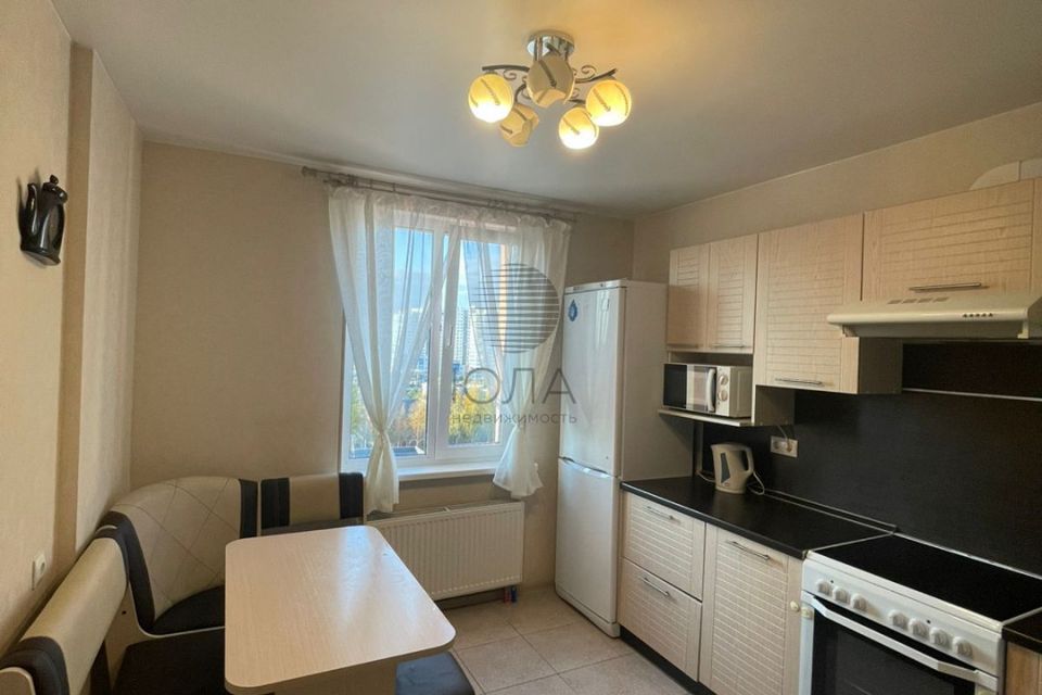 Продаётся 2-комнатная квартира, 60 м²