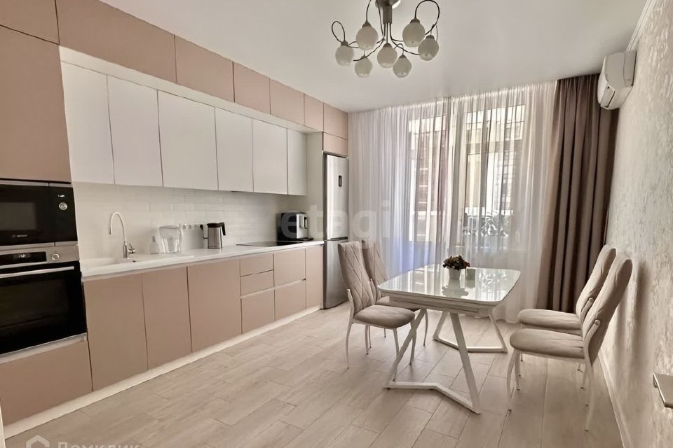 Продаётся 2-комнатная квартира, 61.1 м²