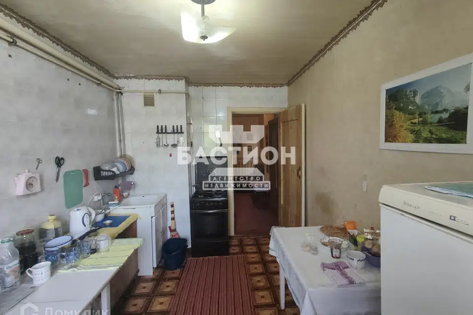 Продаётся 4-комнатная квартира, 75.2 м²