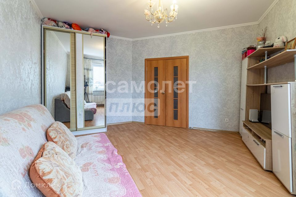 Продаётся 1-комнатная квартира, 41.7 м²