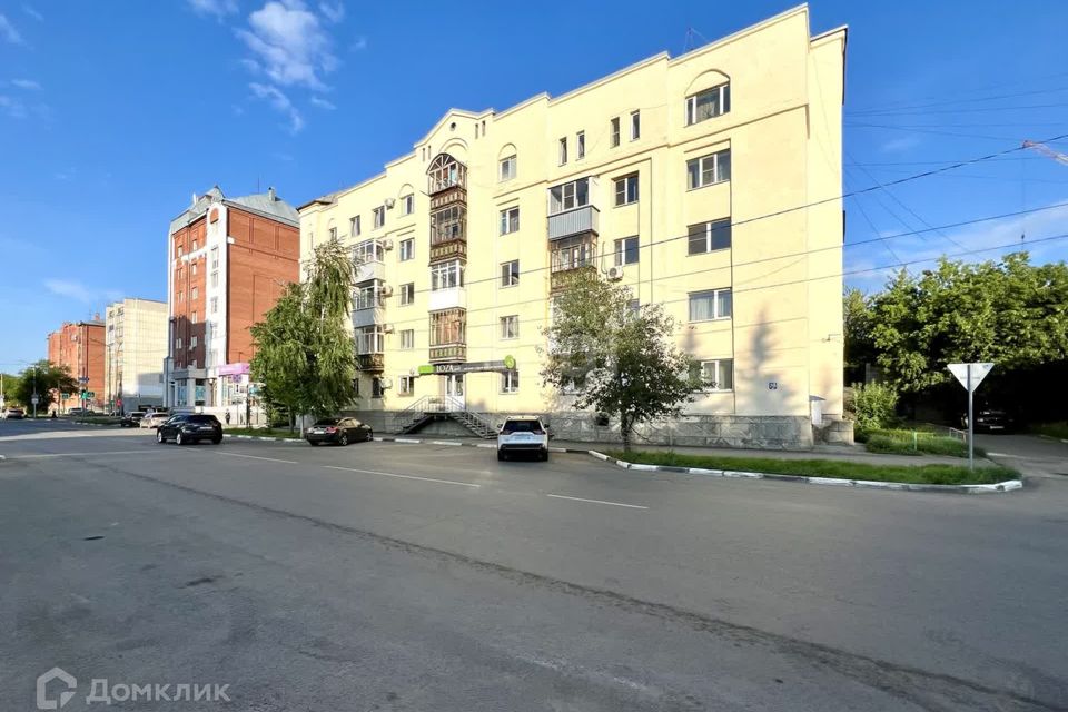 Продаётся 3-комнатная квартира, 90.4 м²