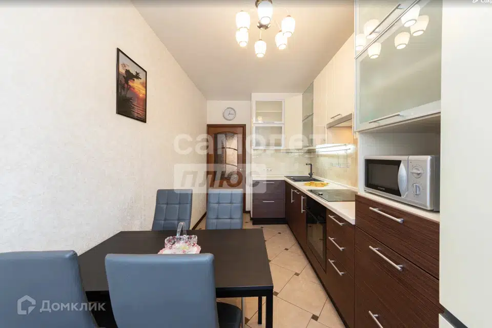 Продаётся 3-комнатная квартира, 67.3 м²