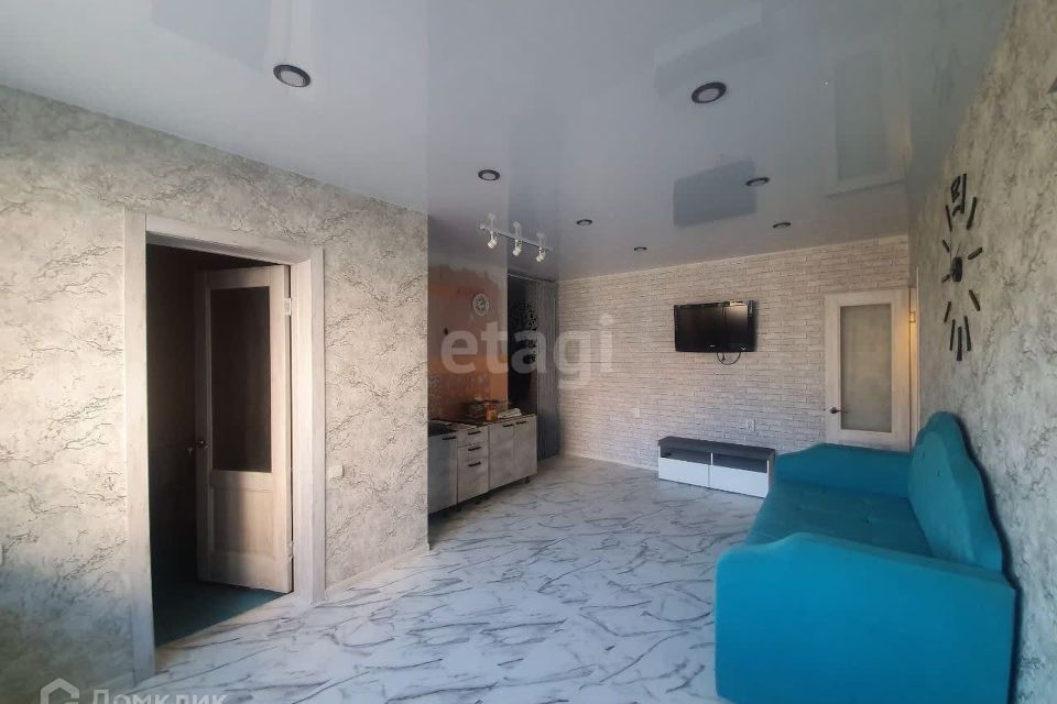 Продаётся 2-комнатная квартира, 42.1 м²