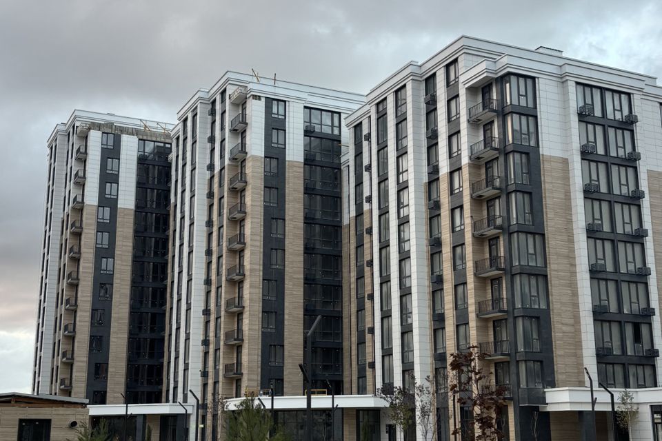 Продаётся 2-комнатная квартира, 65 м²