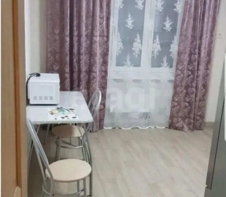 Сдаётся 1-комнатная квартира, 40 м²