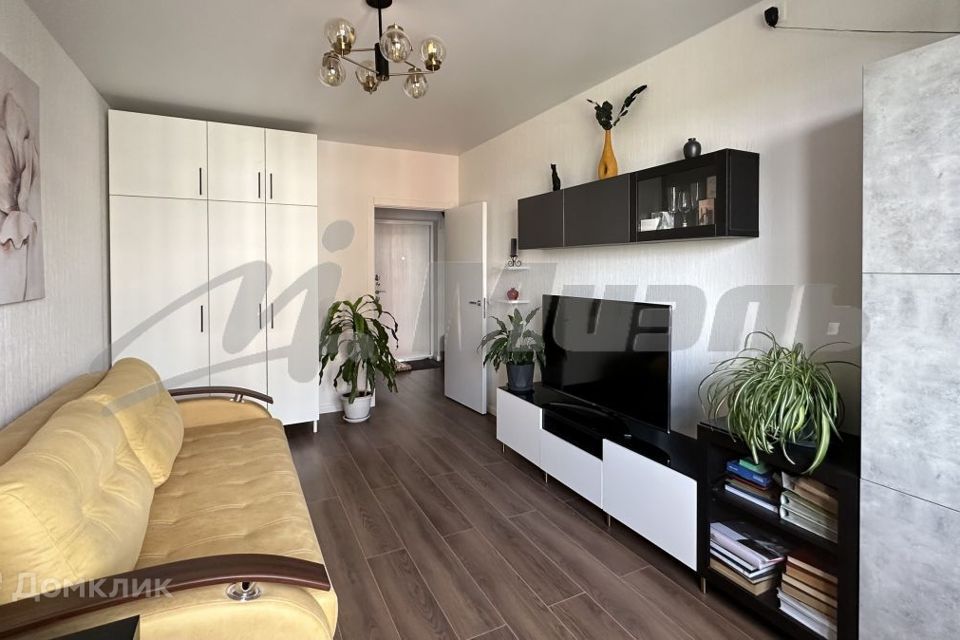 Продаётся 1-комнатная квартира, 37.3 м²