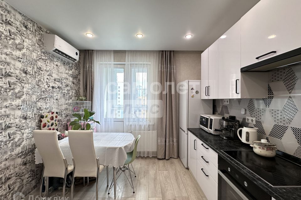 Продаётся 1-комнатная квартира, 39.4 м²