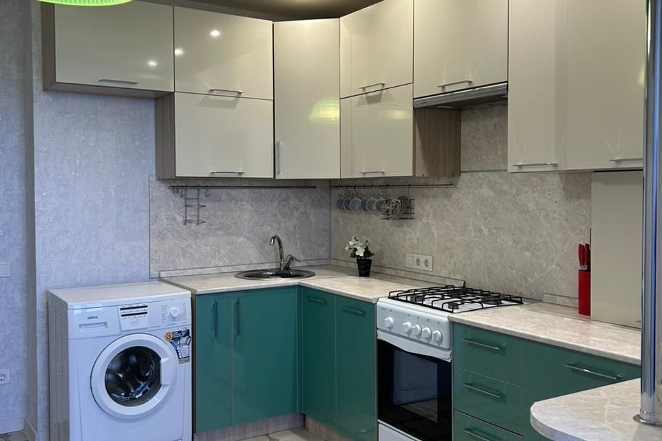 Сдаётся 1-комнатная квартира, 46 м²