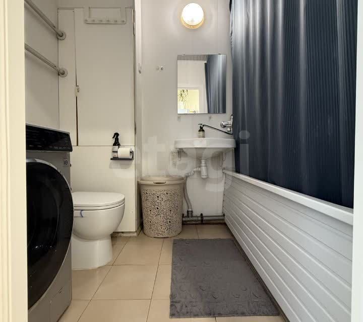 Продаётся 1-комнатная квартира, 38 м²
