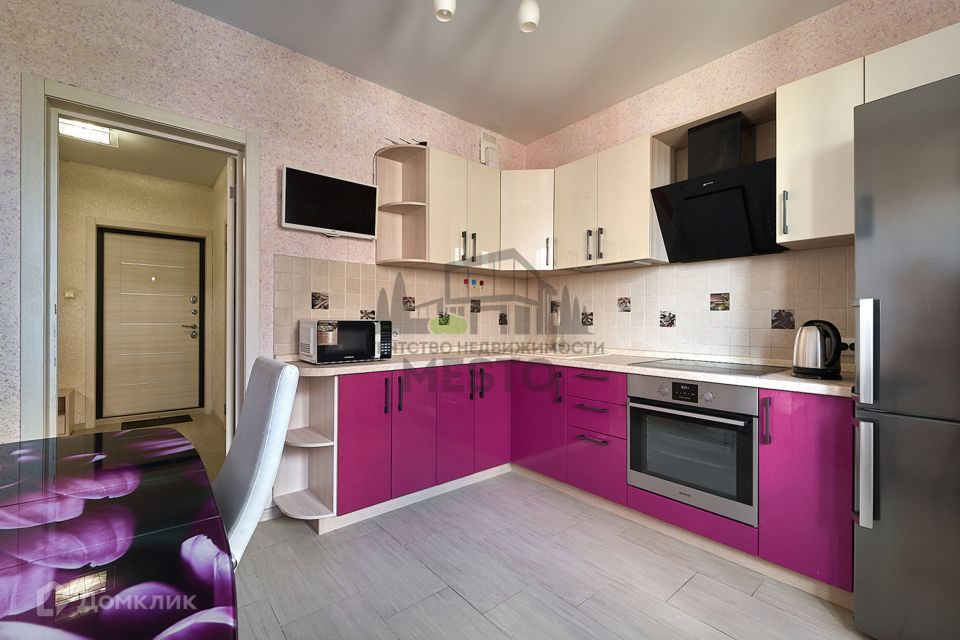 Продаётся 1-комнатная квартира, 39.6 м²