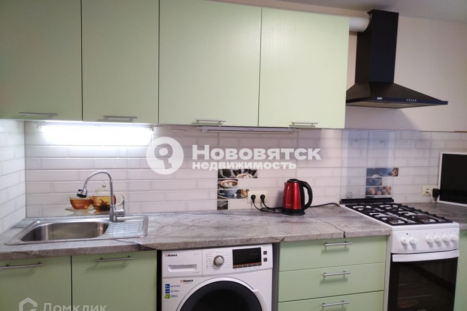 Продаётся 1-комнатная квартира, 32 м²