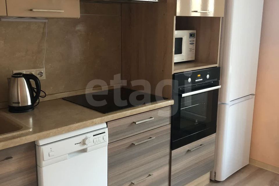 Сдаётся 1-комнатная квартира, 40 м²