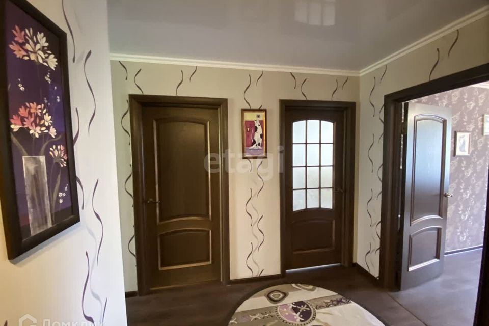 Продаётся 3-комнатная квартира, 60.7 м²