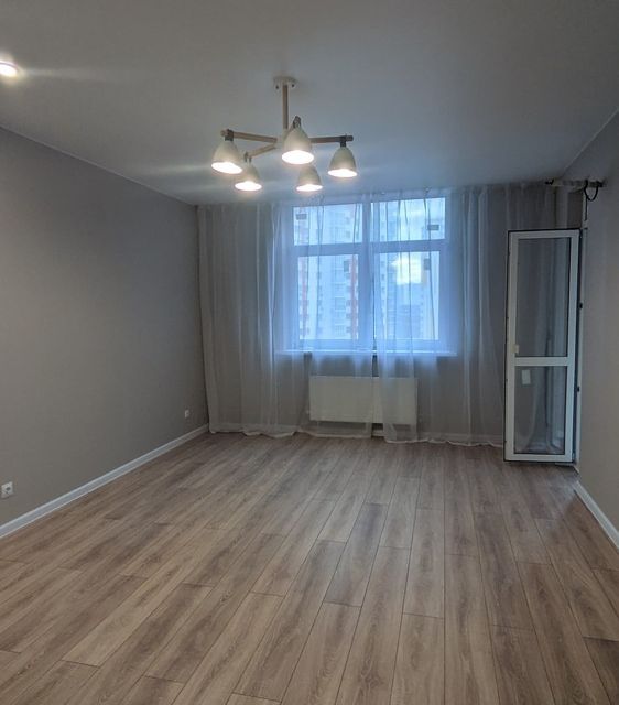 Продаётся 1-комнатная квартира, 56.5 м²