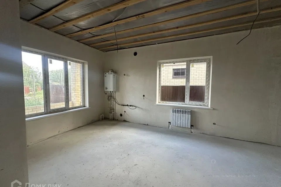Продаётся 1-этажный дом, 105 м²