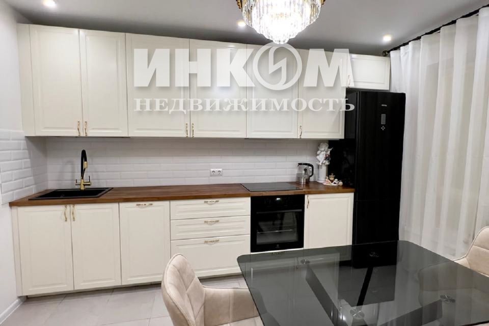Продаётся 2-комнатная квартира, 62 м²