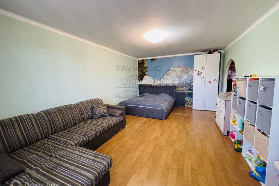 Продаётся 1-комнатная квартира, 45.6 м²