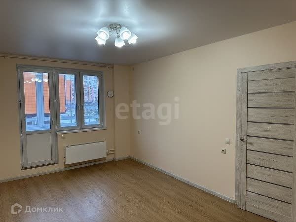 Продаётся 1-комнатная квартира, 37.7 м²