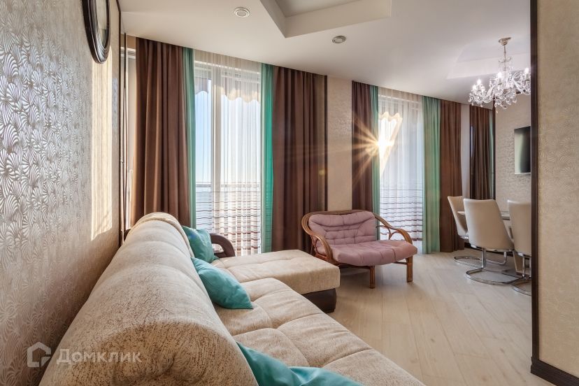 Продаётся 3-комнатная квартира, 111 м²