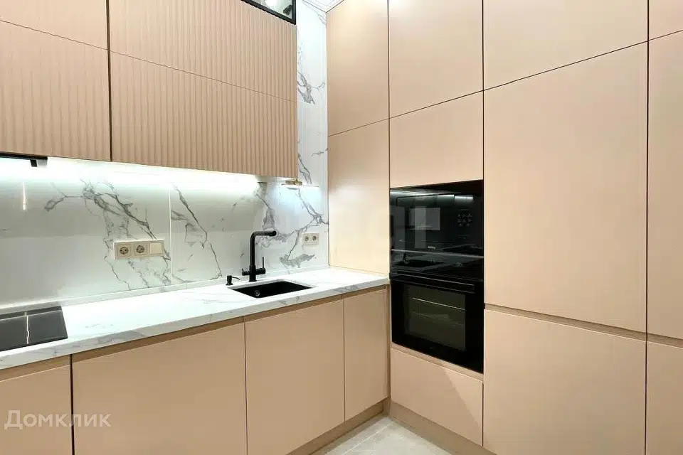 Продаётся 2-комнатная квартира, 58 м²