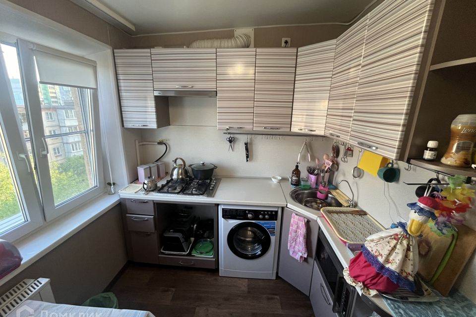 Продаётся 1-комнатная квартира, 32 м²