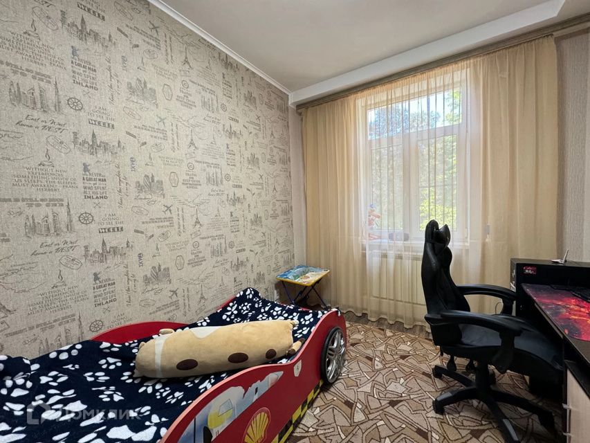 Продаётся 3-комнатная квартира, 72 м²