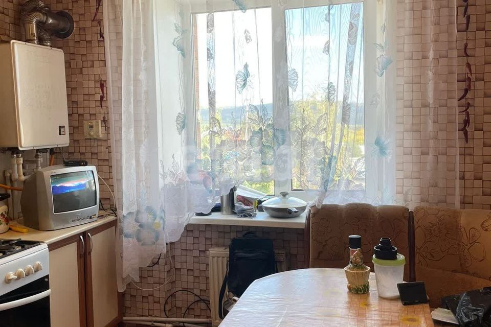 Продаётся 4-комнатная квартира, 80.9 м²