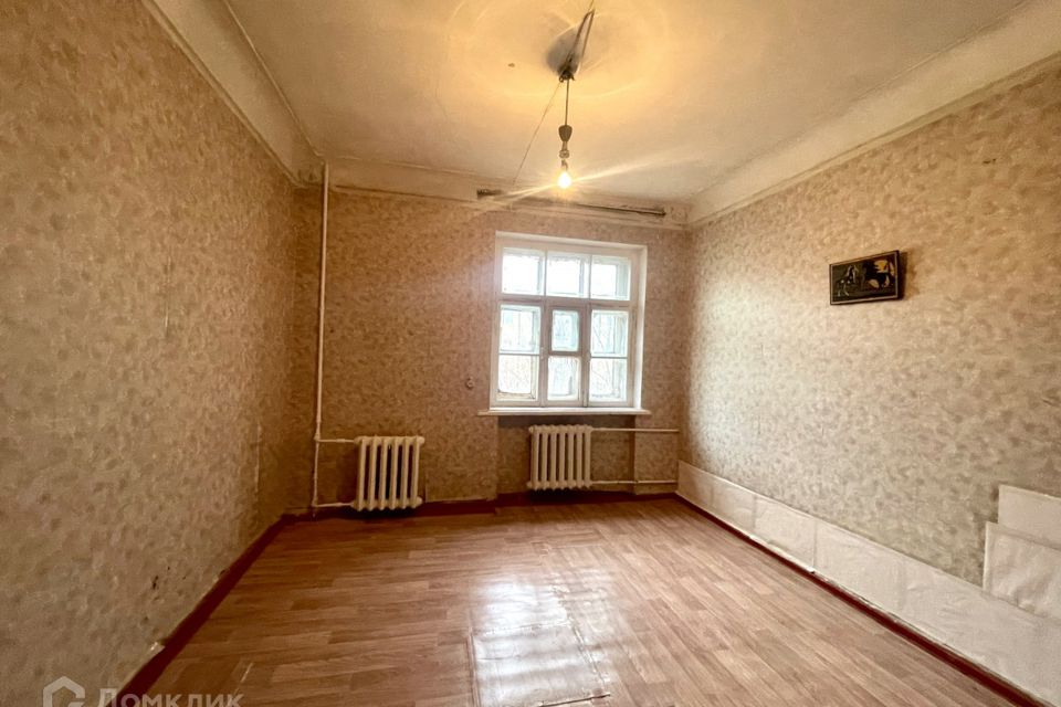 Продаётся комната в 1-комн. квартире, 13.3 м²
