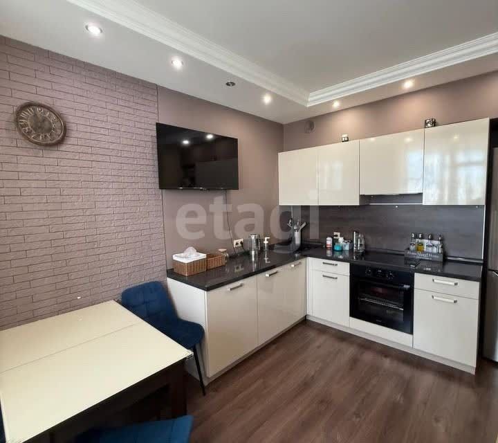Продаётся 2-комнатная квартира, 60 м²