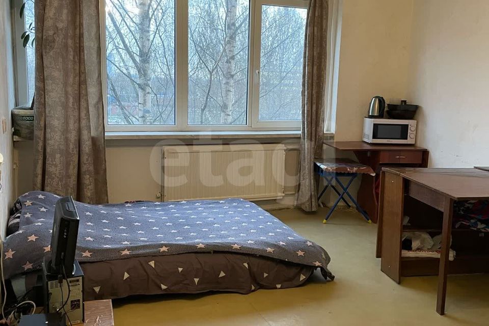 Продаётся комната в 3-комн. квартире, 17.6 м²