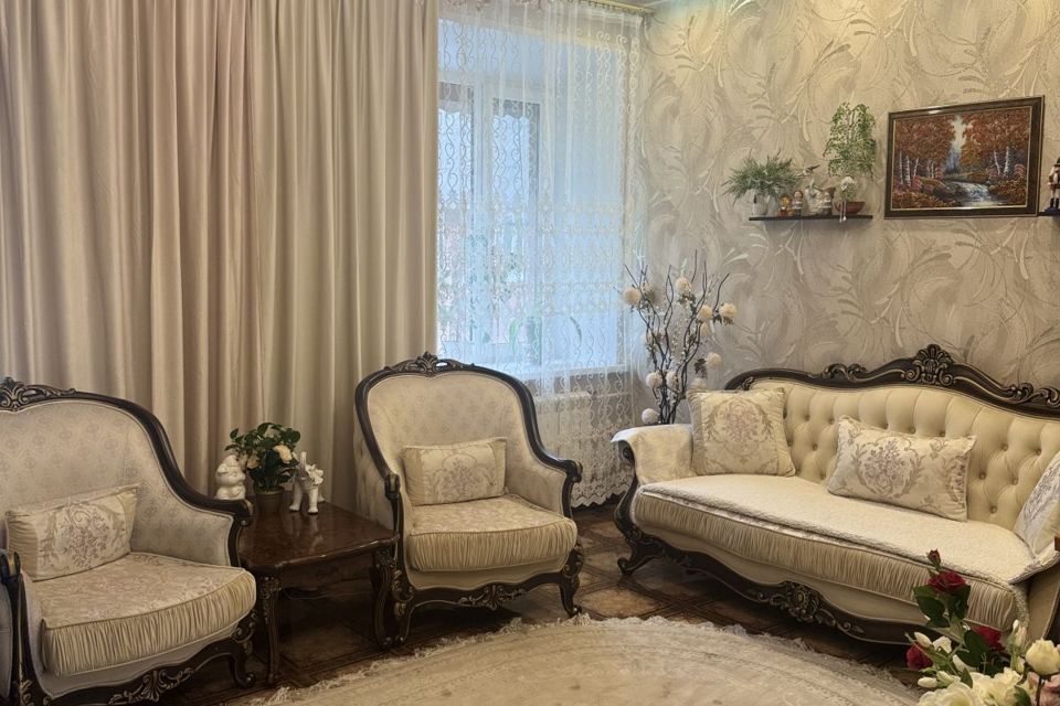Продаётся 3-комнатная квартира, 75.9 м²