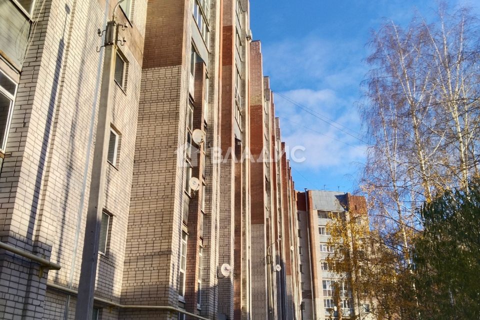 Сдаётся 2-комнатная квартира, 86 м²