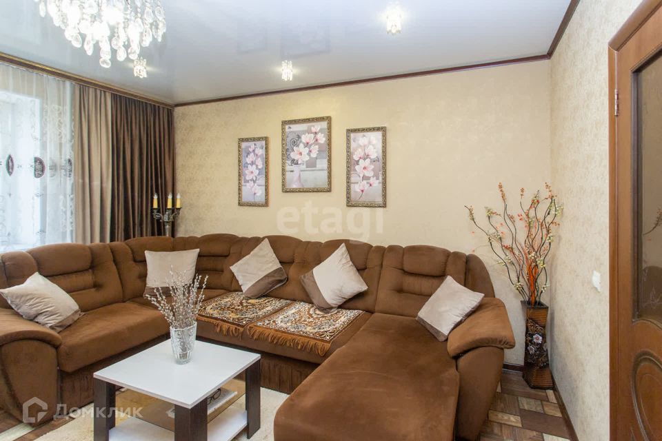 Продаётся 2-комнатная квартира, 58 м²