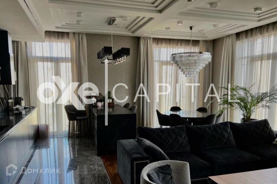 Продаётся 3-комнатная квартира, 118.8 м²