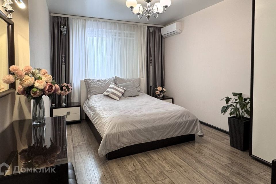 Продаётся 2-комнатная квартира, 56.5 м²