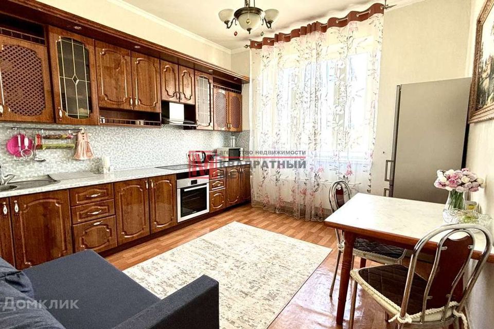 Сдаётся 1-комнатная квартира, 47 м²