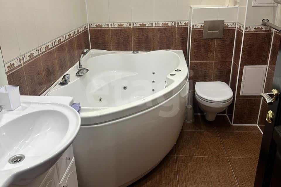 Сдаётся 1-комнатная квартира, 38 м²