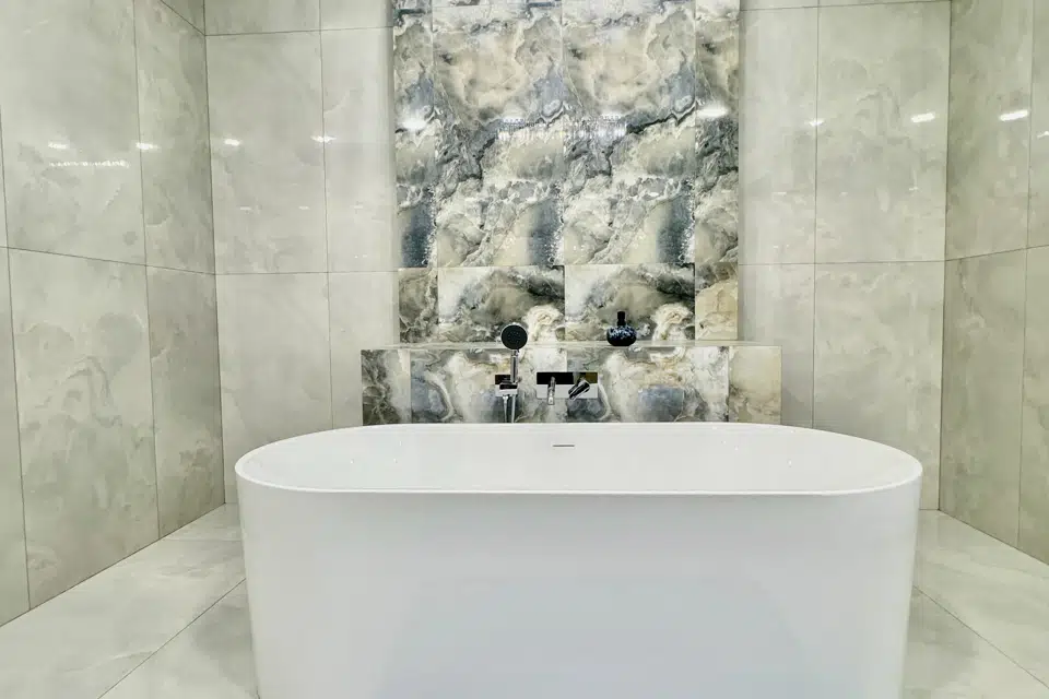 Продаётся 2-этажный дом, 500 м²