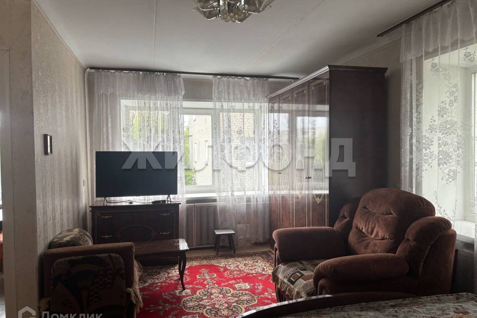 Продаётся 1-комнатная квартира, 32 м²