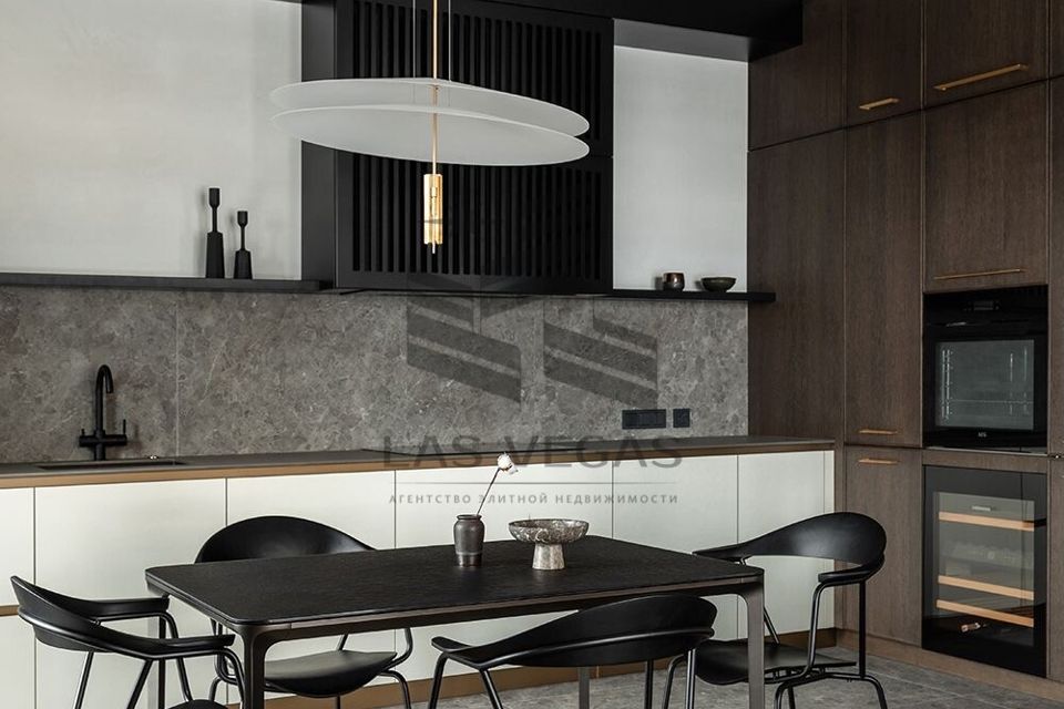 Сдаётся 3-комнатная квартира, 91 м²