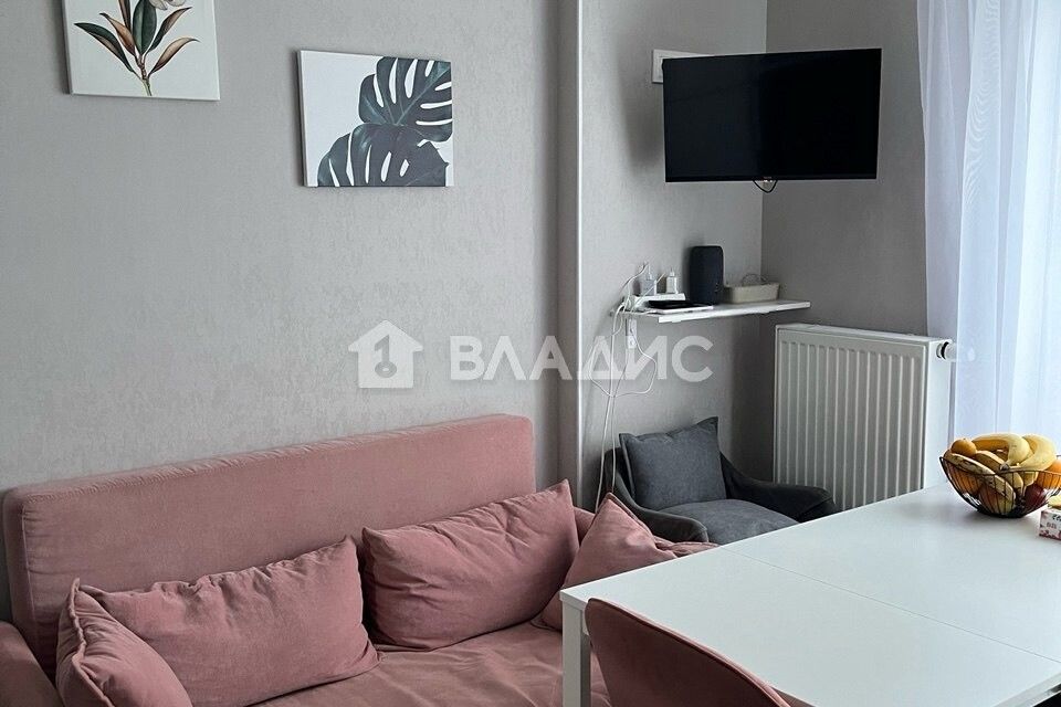 Продаётся 1-комнатная квартира, 42.4 м²