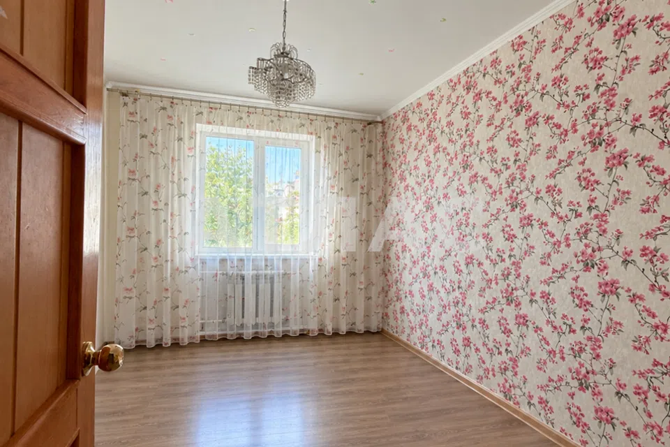 Продаётся 3-комнатная квартира, 63.3 м²