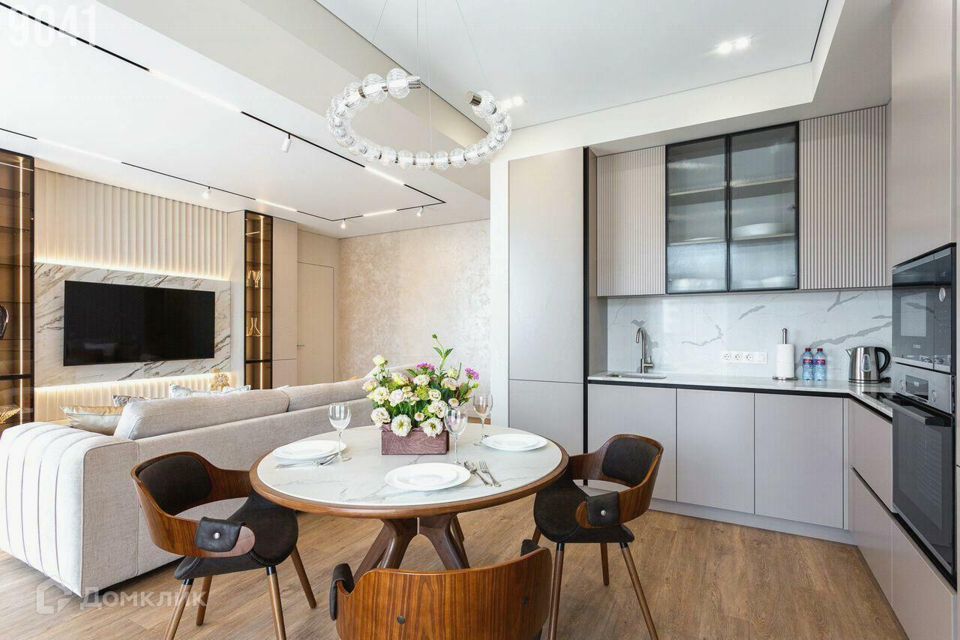 Продаётся 2-комнатная квартира, 90 м²