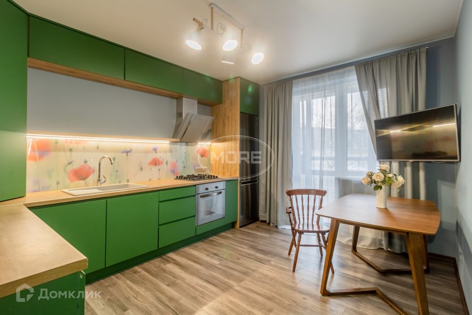 Продаётся 2-комнатная квартира, 69.5 м²