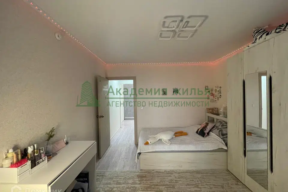 Продаётся 2-комнатная квартира, 64.4 м²