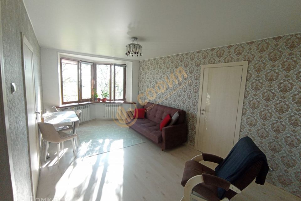 Продаётся 3-комнатная квартира, 55 м²