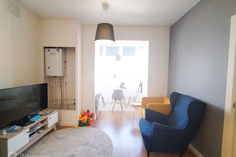 Продаётся 1-комнатная квартира, 49 м²